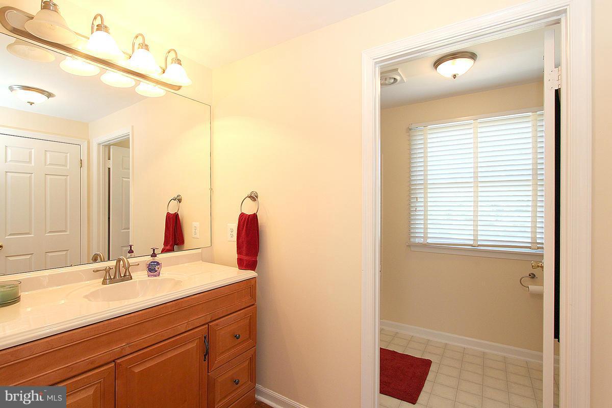 4205 Gregg Road Brookeville, MD 20833 - Photo 21 of 30 Bath (Master #2)