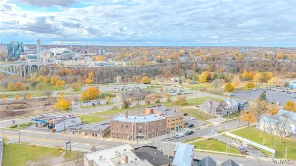 $999 | 530 Main Street, Unit 3, Niagara Falls, NY 14301