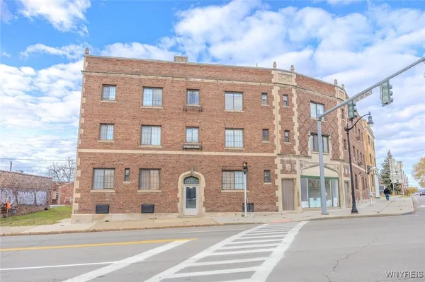 $999 | 530 Main Street, Unit 3, Niagara Falls, NY 14301