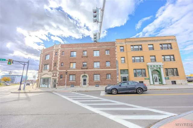 $999 | 530 Main Street, Unit 3, Niagara Falls, NY 14301