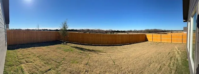 $1,895 | 212 Asterwood Lane, Sherman, TX 75092