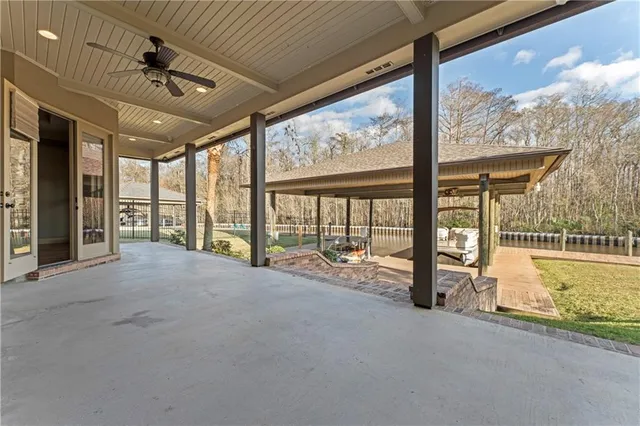 $725,000 | 21472 Blue Marlin Drive, Springfield, LA 70462