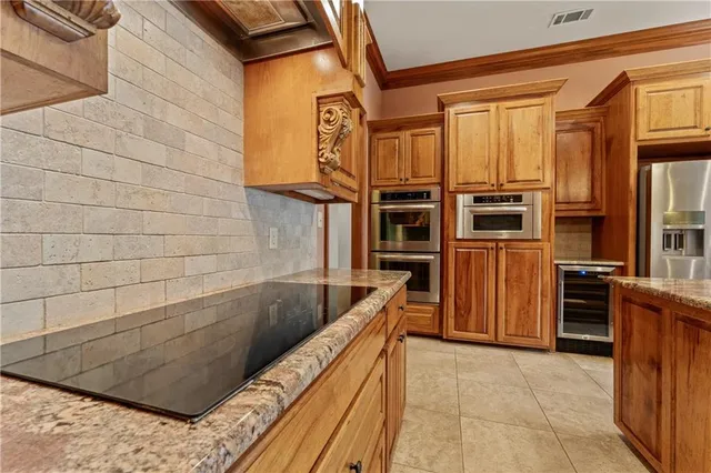 $725,000 | 21472 Blue Marlin Drive, Springfield, LA 70462