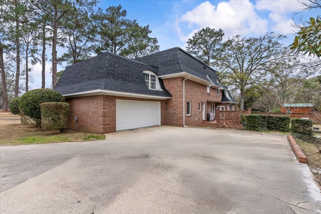 2118 Stonebridge Road Dothan, AL 36301 - Photo 47 of 54 2 car garge