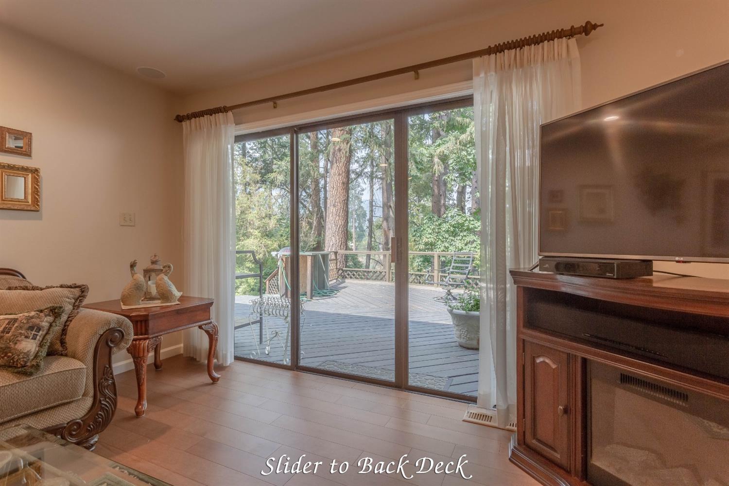 1886 Lampman Road Gold Hill, OR 97525 - Photo 14 of 35 Additional Photo