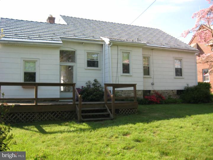 108 Old Fritztown Road Reading, PA 19607 - Photo 3 of 5