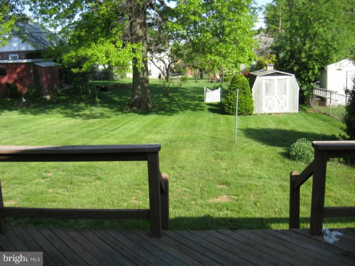 108 Old Fritztown Road Reading, PA 19607 - Photo 4 of 5