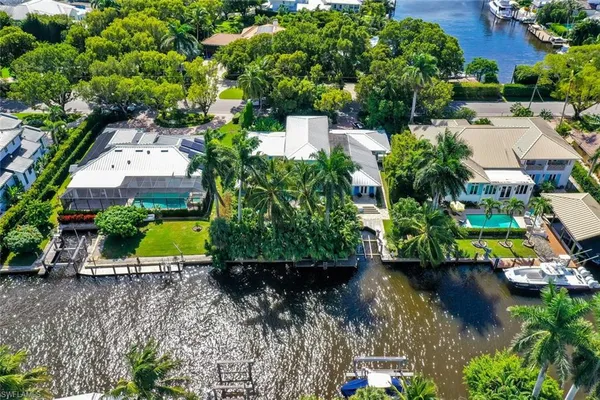 $40,000 | 795 18th Avenue South, Naples, FL 34102