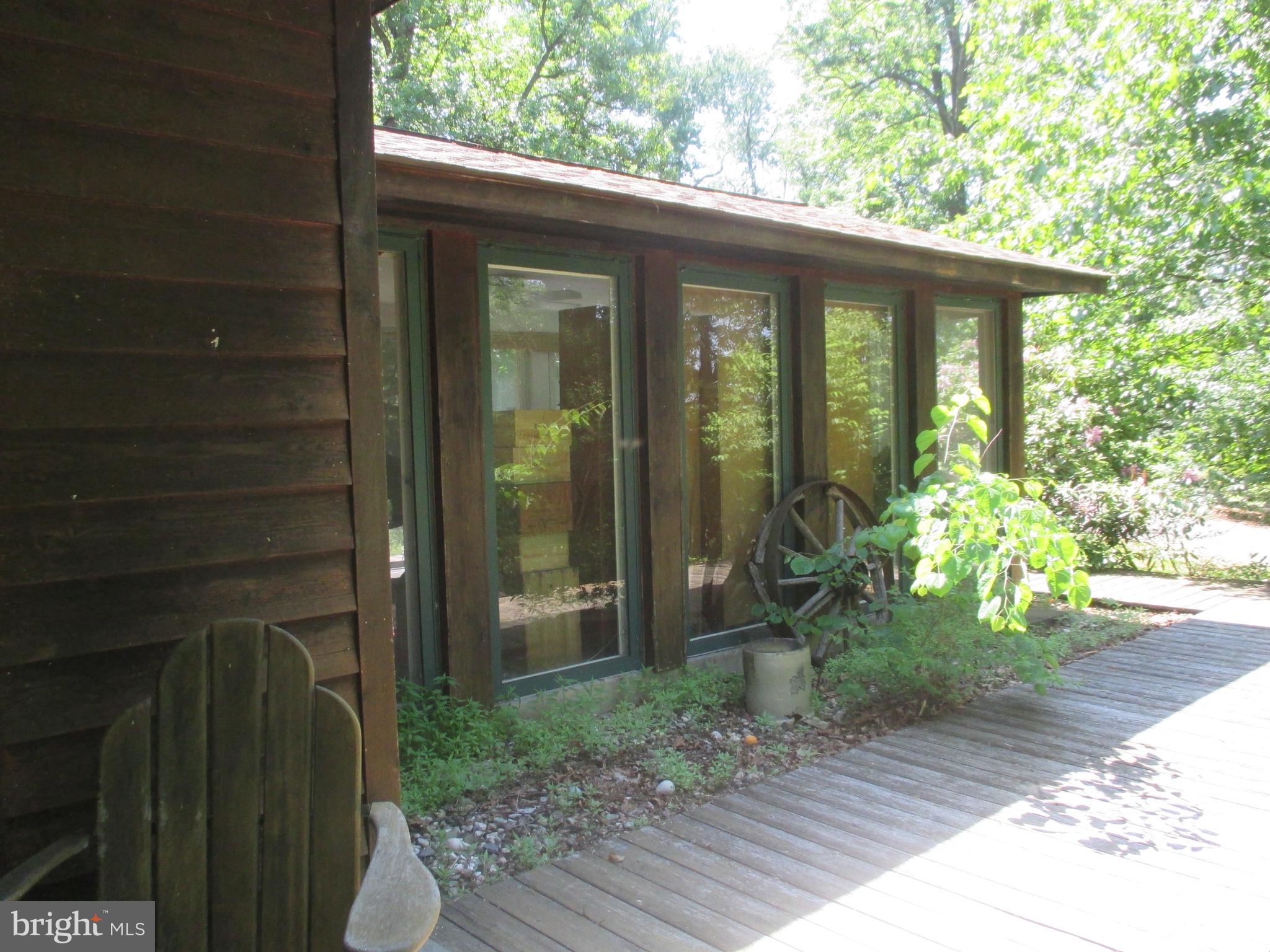 5049 Smith Road Rohrersville, MD 21779 - Photo 2 of 23 Sunroom