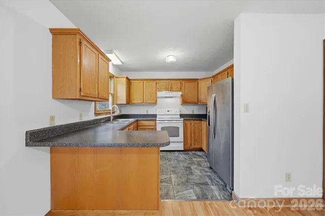 $270,000 | 1118 St Michaels Drive Southeast, Conover, NC 28613