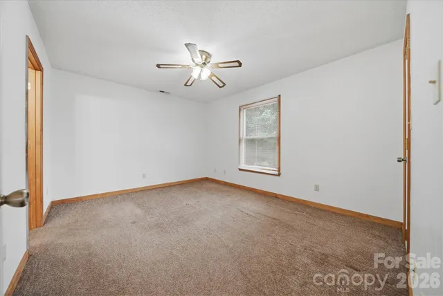 $270,000 | 1118 St Michaels Drive Southeast, Conover, NC 28613