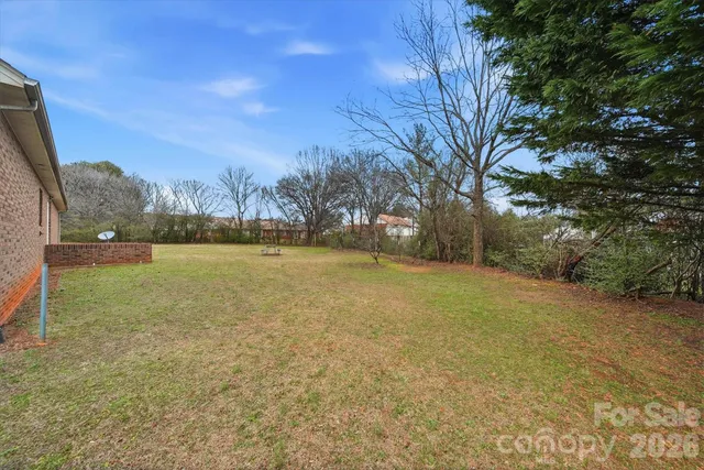 $270,000 | 1118 St Michaels Drive Southeast, Conover, NC 28613