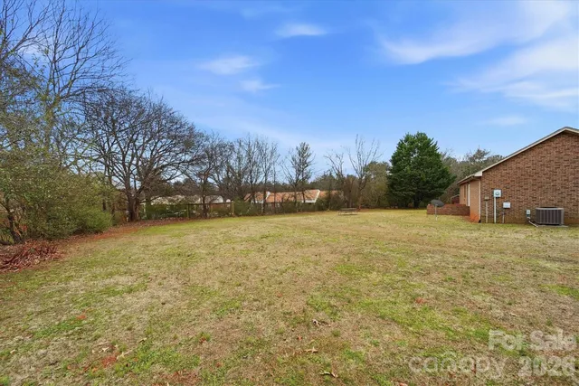 $270,000 | 1118 St Michaels Drive Southeast, Conover, NC 28613