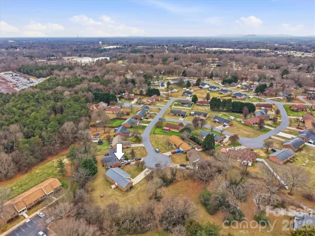 $270,000 | 1118 St Michaels Drive Southeast, Conover, NC 28613
