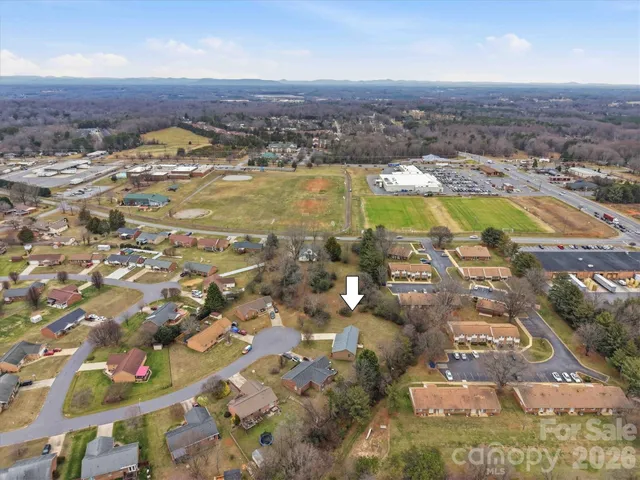 $270,000 | 1118 St Michaels Drive Southeast, Conover, NC 28613