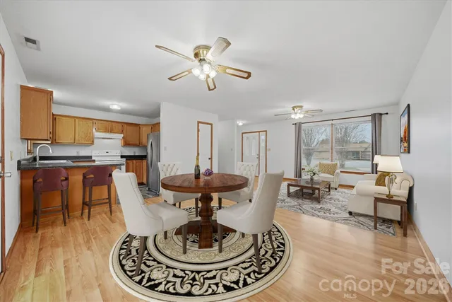 $270,000 | 1118 St Michaels Drive Southeast, Conover, NC 28613