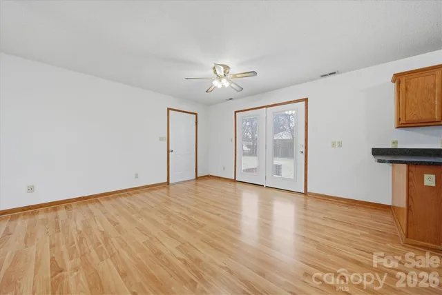 $270,000 | 1118 St Michaels Drive Southeast, Conover, NC 28613