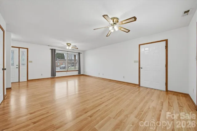 $270,000 | 1118 St Michaels Drive Southeast, Conover, NC 28613