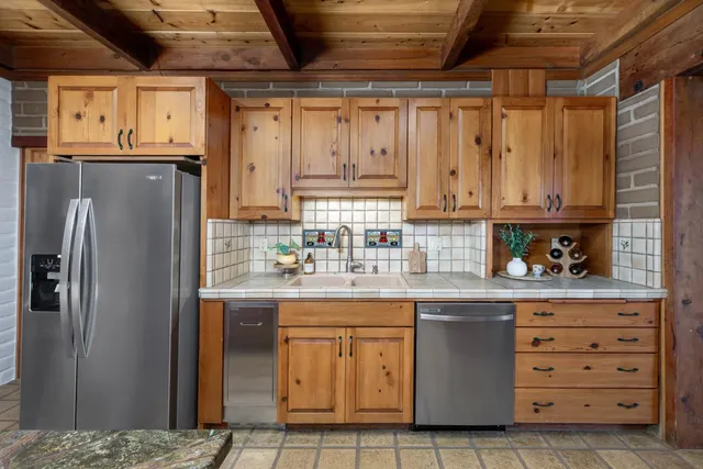 $1,100,000 | 20990 Tiger Tail Road, Grass Valley, CA 95949