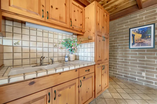 $1,100,000 | 20990 Tiger Tail Road, Grass Valley, CA 95949