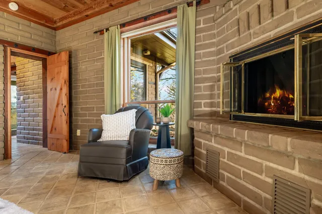 $1,100,000 | 20990 Tiger Tail Road, Grass Valley, CA 95949