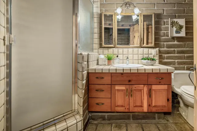 $1,100,000 | 20990 Tiger Tail Road, Grass Valley, CA 95949