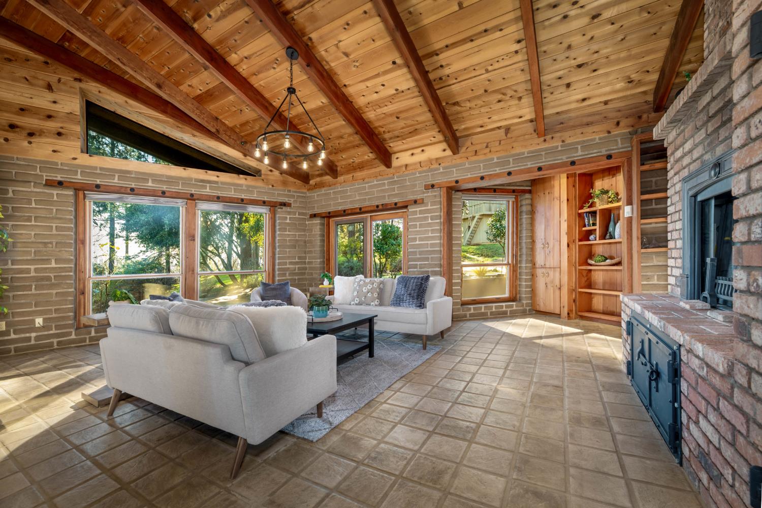 20990 Tiger Tail Road Grass Valley, CA 95949 - Photo 6 of 98