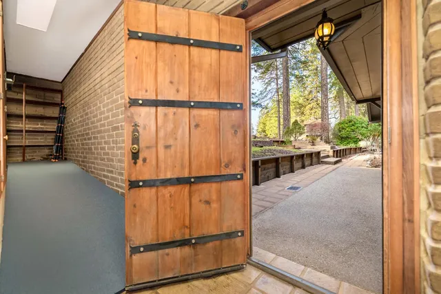 $1,100,000 | 20990 Tiger Tail Road, Grass Valley, CA 95949