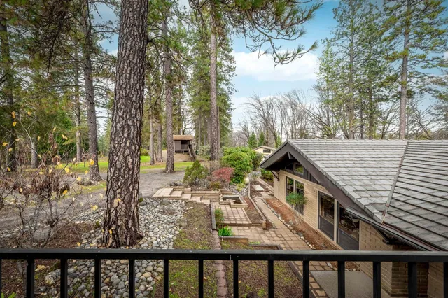 $1,100,000 | 20990 Tiger Tail Road, Grass Valley, CA 95949