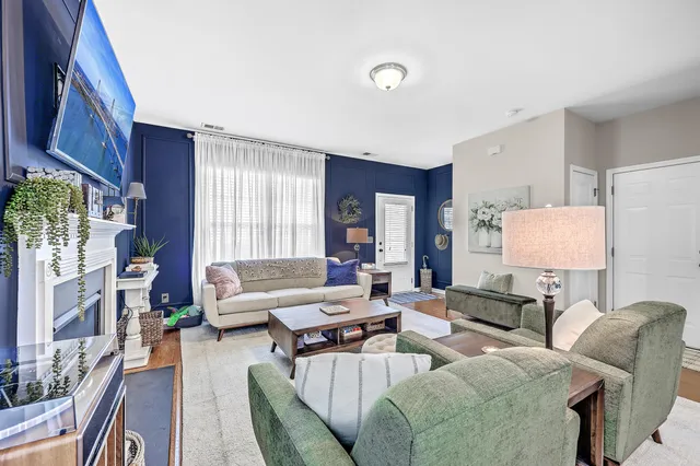 $389,987 | 105 Elliott Creek Lane, Summerville, SC 29485