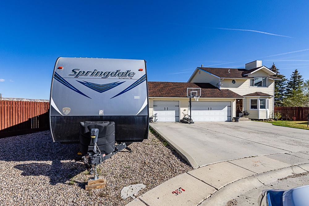 527 Stratton Circle Rock Springs, WY 82901 - Photo 4 of 49