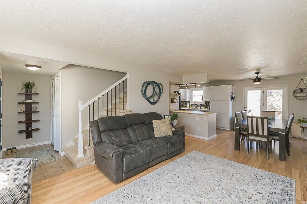527 Stratton Circle Rock Springs, WY 82901 - Photo 6 of 49