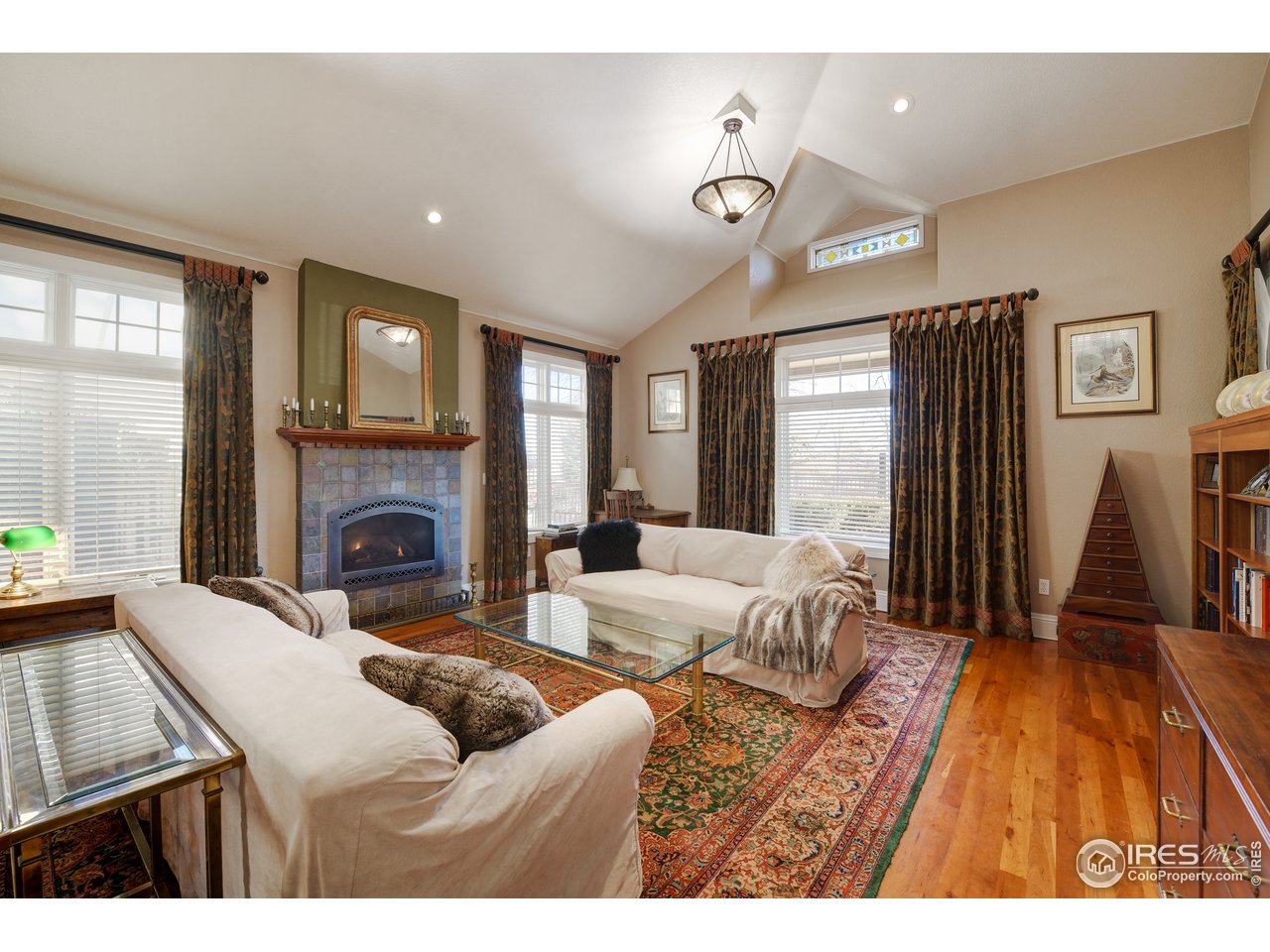 907 13th Street Boulder, CO 80302 - Photo 5 of 35 Lovely living room with gas fireplace
