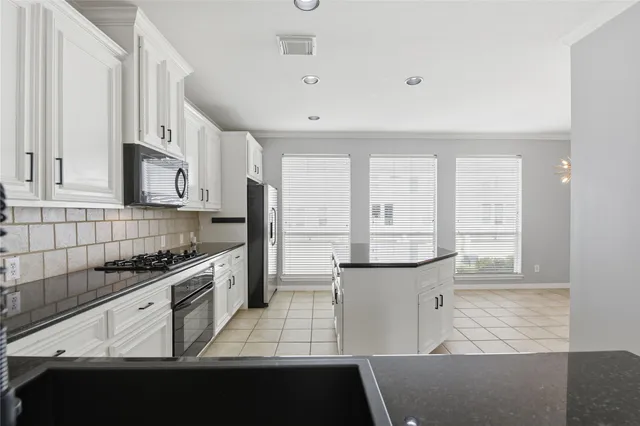 $2,850 | 1314 West Webster Street, Houston, TX 77019