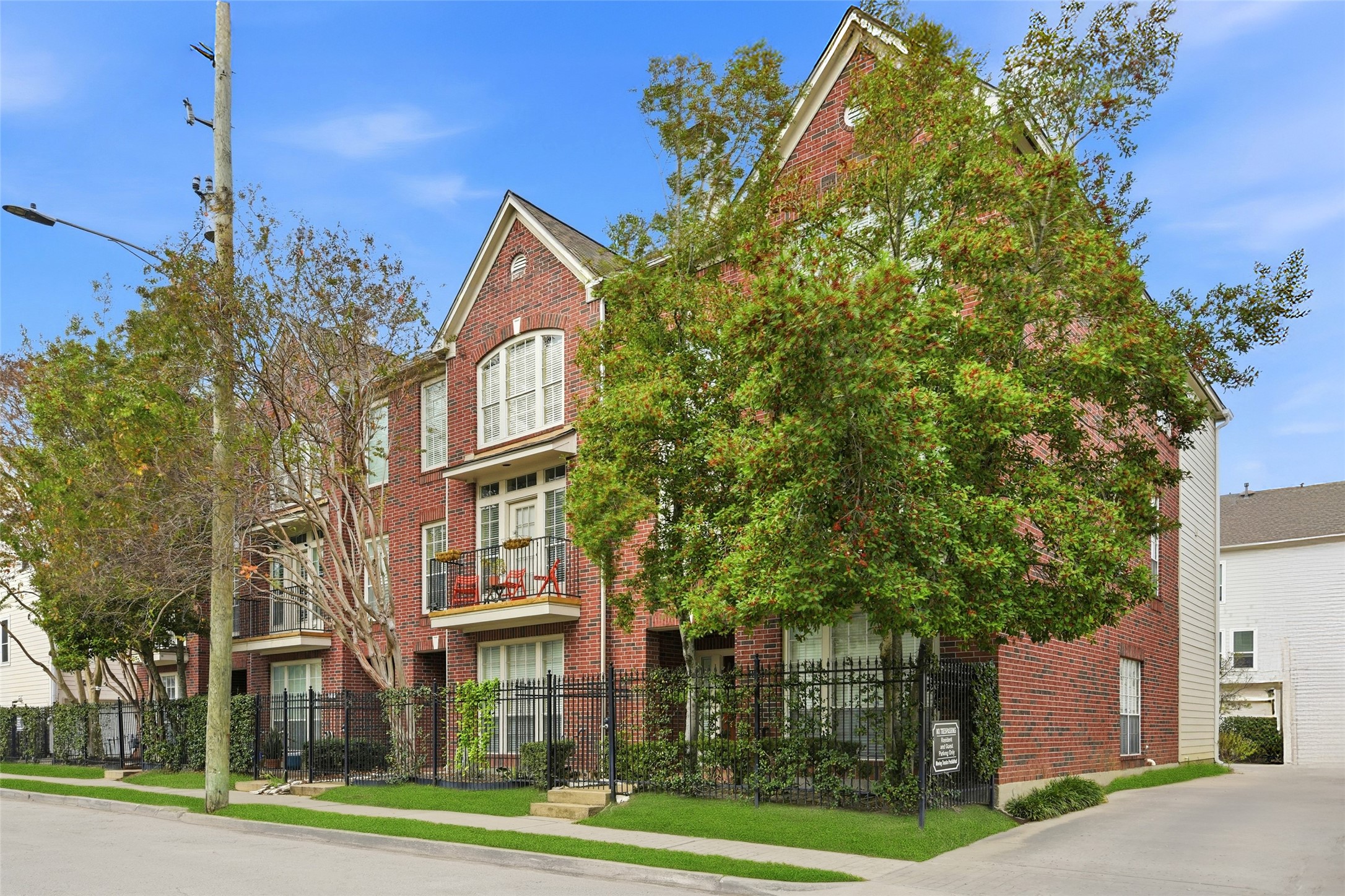 1314 West Webster Street Houston, TX 77019 - Photo 5 of 50