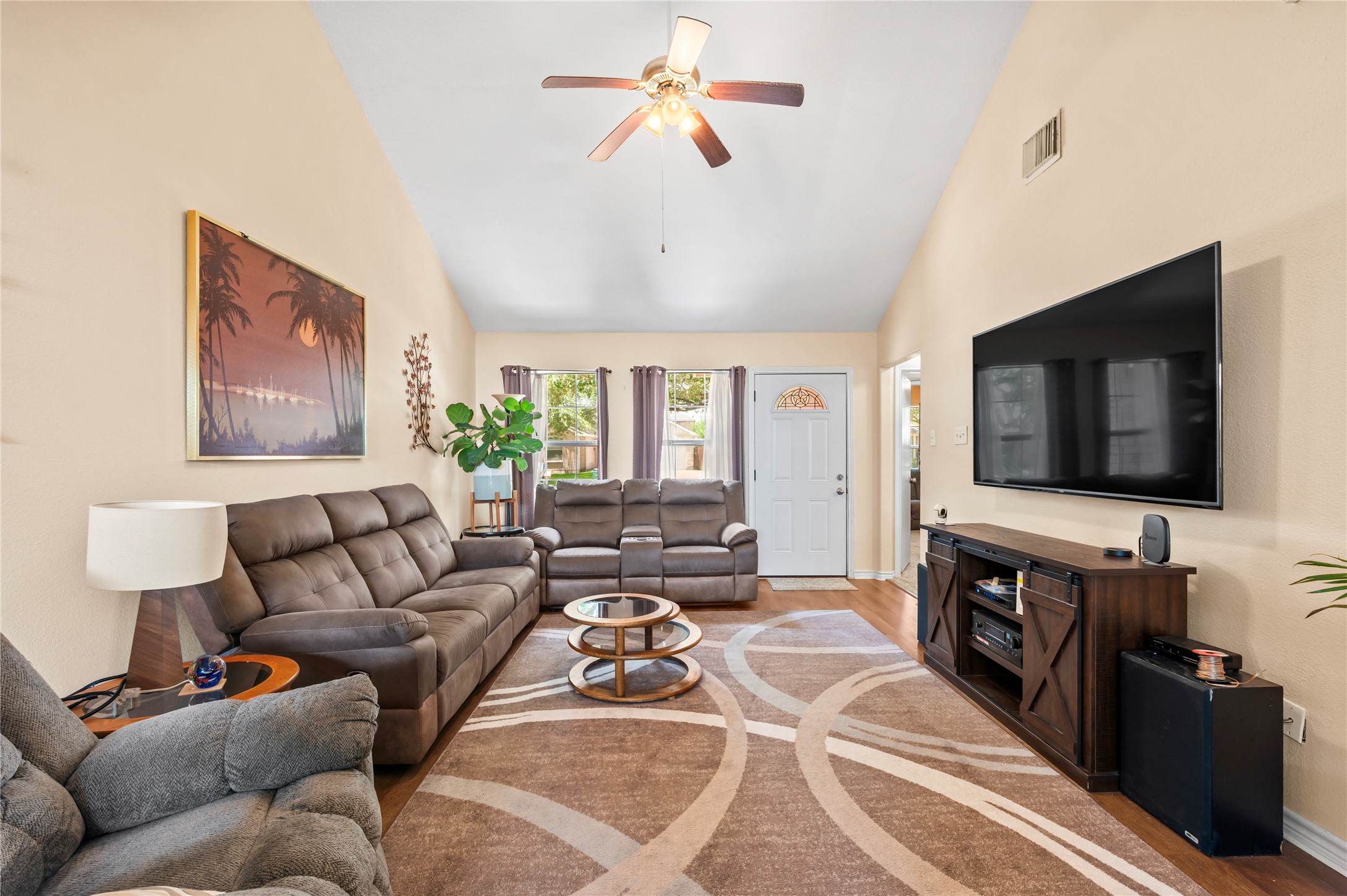 5501 Rio Sabinas Street Rosharon, TX 77583 - Photo 8 of 33