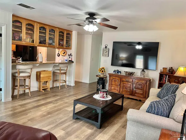 $350,000 | 2410 Parker Drive, Niceville, FL 32578