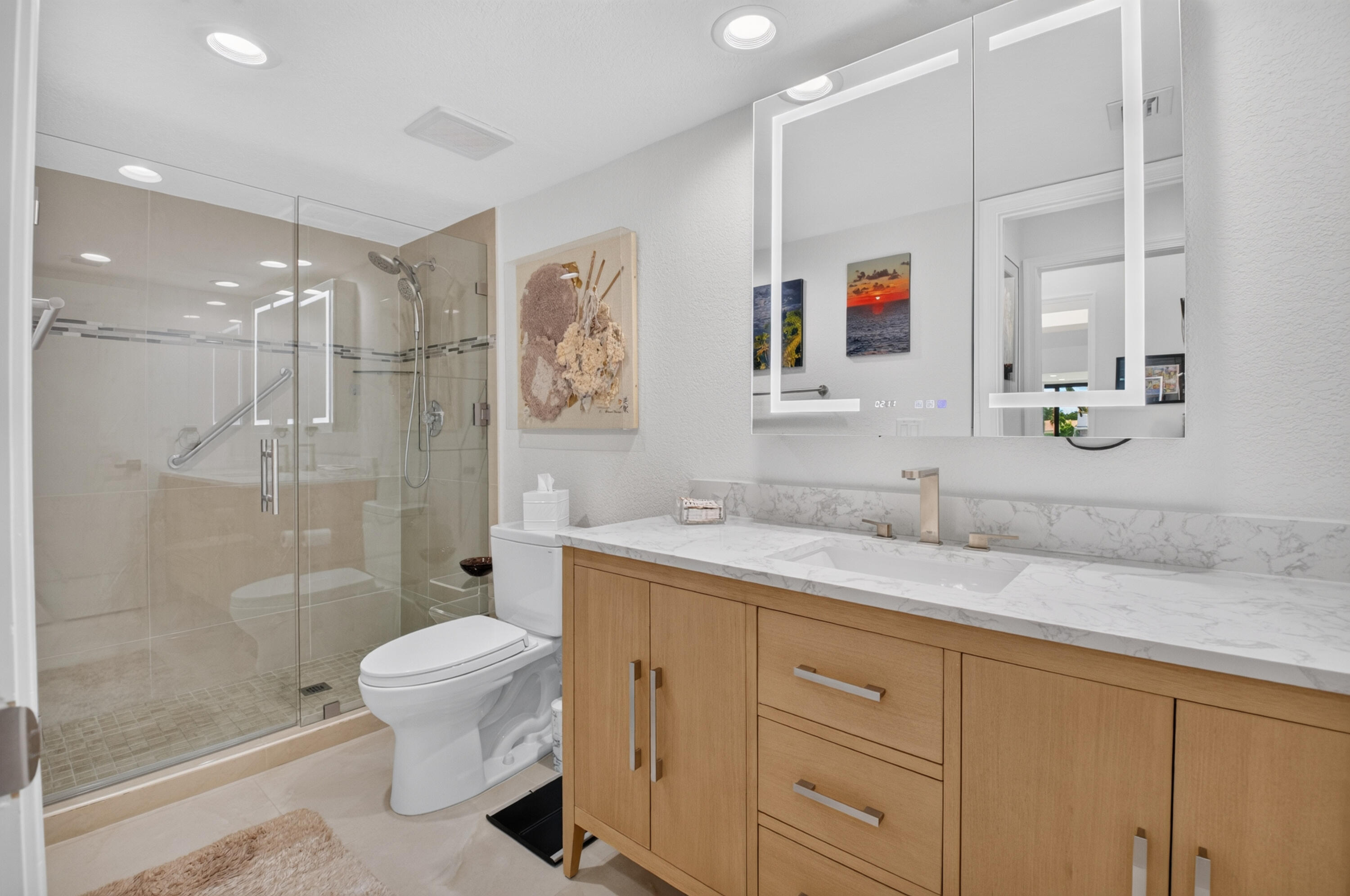 19640 Sawgrass Circle, Unit 3001 Boca Raton, FL 33434 - Photo 33 of 74 Guest Bath