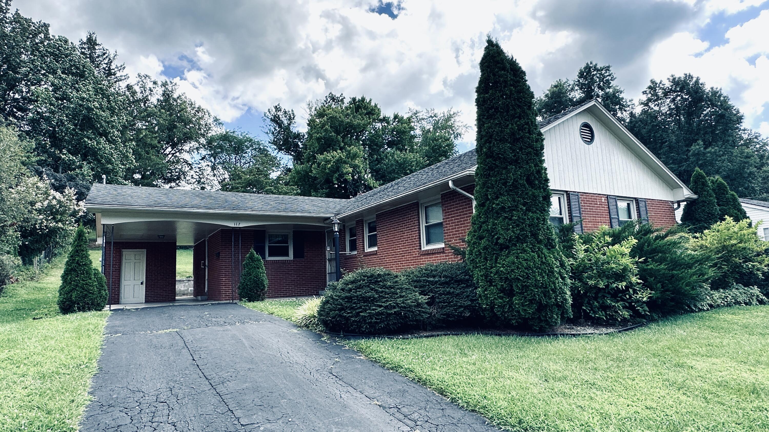 117 Cherry Road Berea, KY 40403 - Photo 1 of 49 IMG_8961