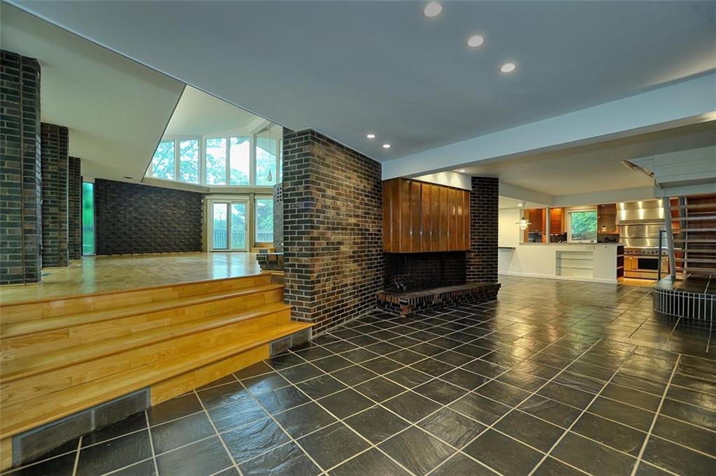 90 East Woodland Road Pittsburgh, PA 15232 - Photo 8 of 27 a view of livingroom with furniture wooden floor and window