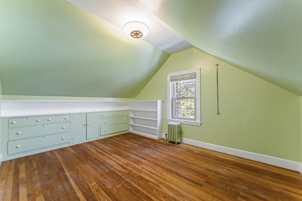 33 Hapgood Road Worcester, MA 01609 - Photo 25 of 39 Gallery Image 25