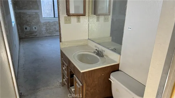 $236,350 | 28261 Preakness Drive, Stallion Springs, CA 93561