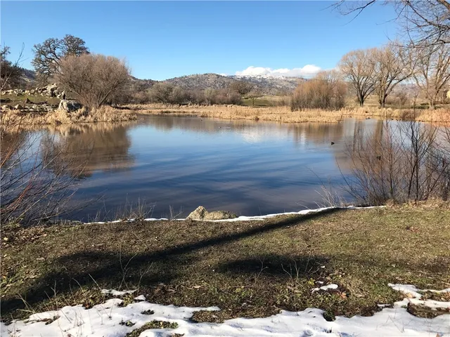 $257,000 | 28261 Preakness Drive, Stallion Springs, CA 93561