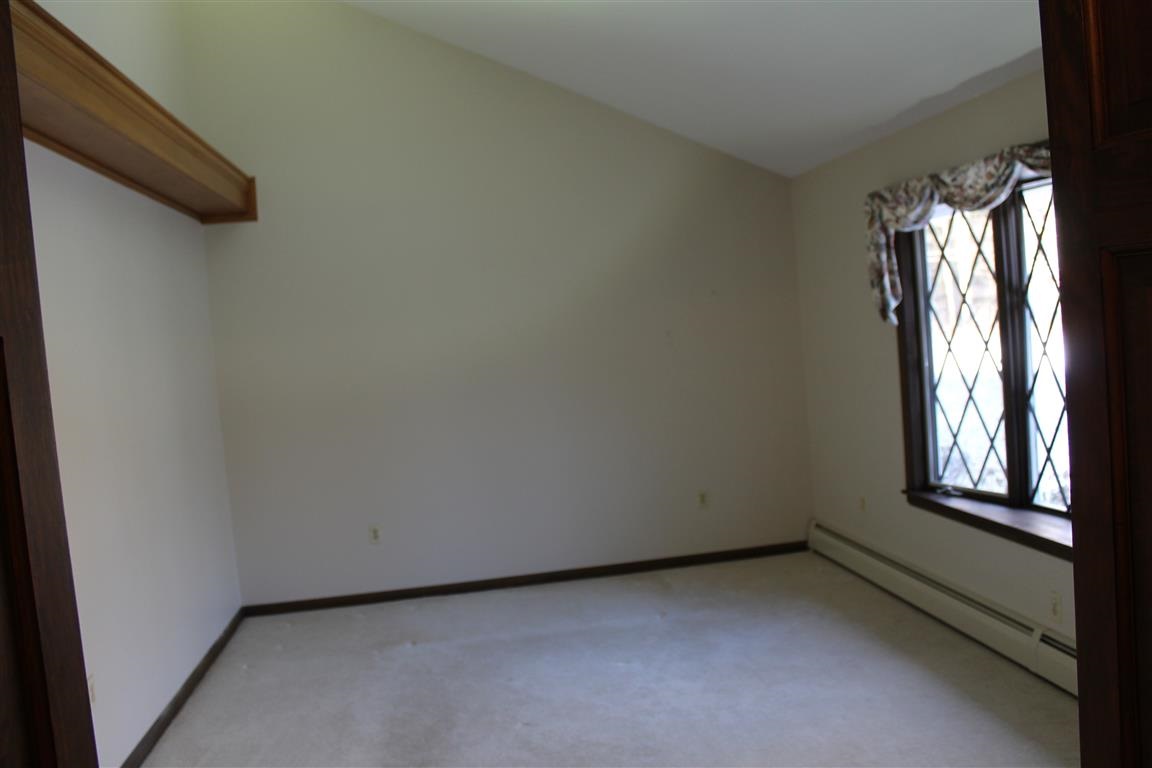 940 Sugarwood Hill Road Rutland Town, VT 05701 - Photo 18 of 29