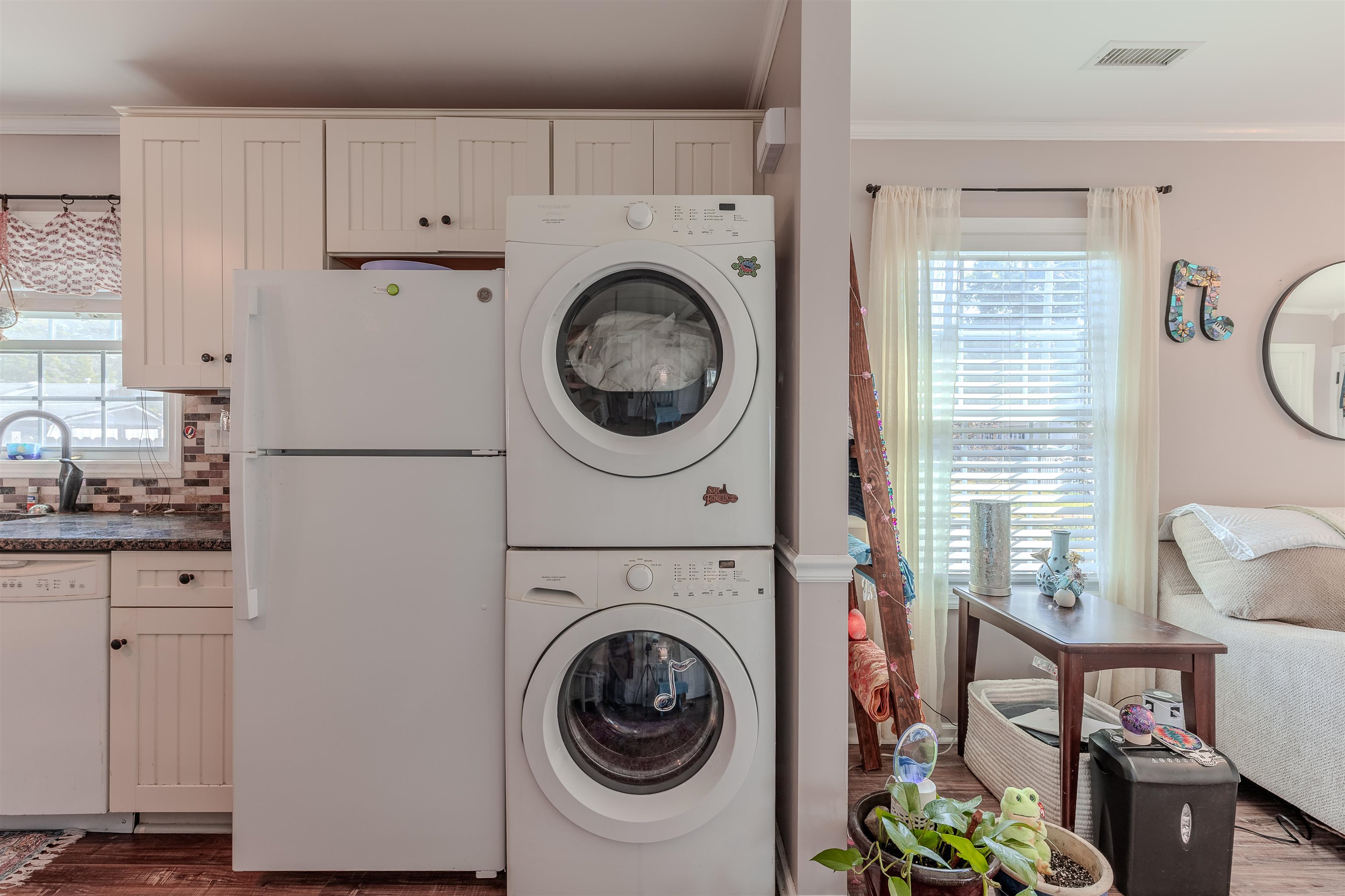 143 Arbor Road Villas, NJ 08251 - Photo 10 of 32 a utility room with sink dryer and washer