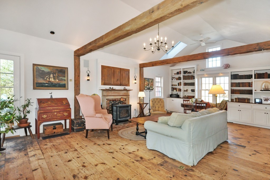 462 Hill Road Boxborough, MA 01719 - Photo 3 of 30