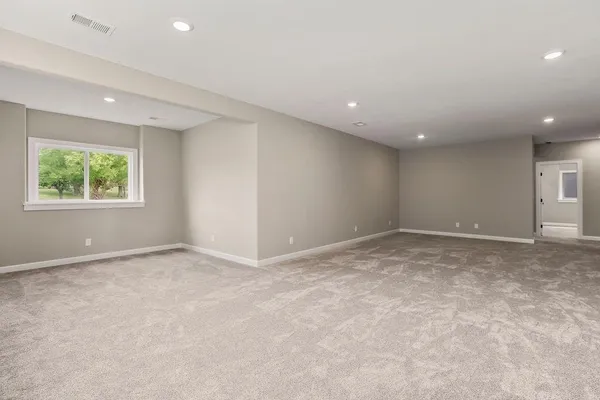 $729,900 | 25446 West 91st Terrace, Lenexa, KS 66227