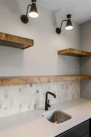 $739,900 | 25446 West 91st Terrace, Lenexa, KS 66227