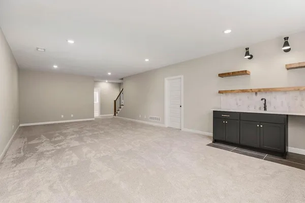 $729,900 | 25446 West 91st Terrace, Lenexa, KS 66227