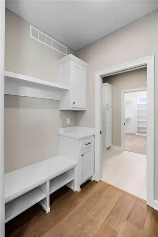 $739,900 | 25446 West 91st Terrace, Lenexa, KS 66227